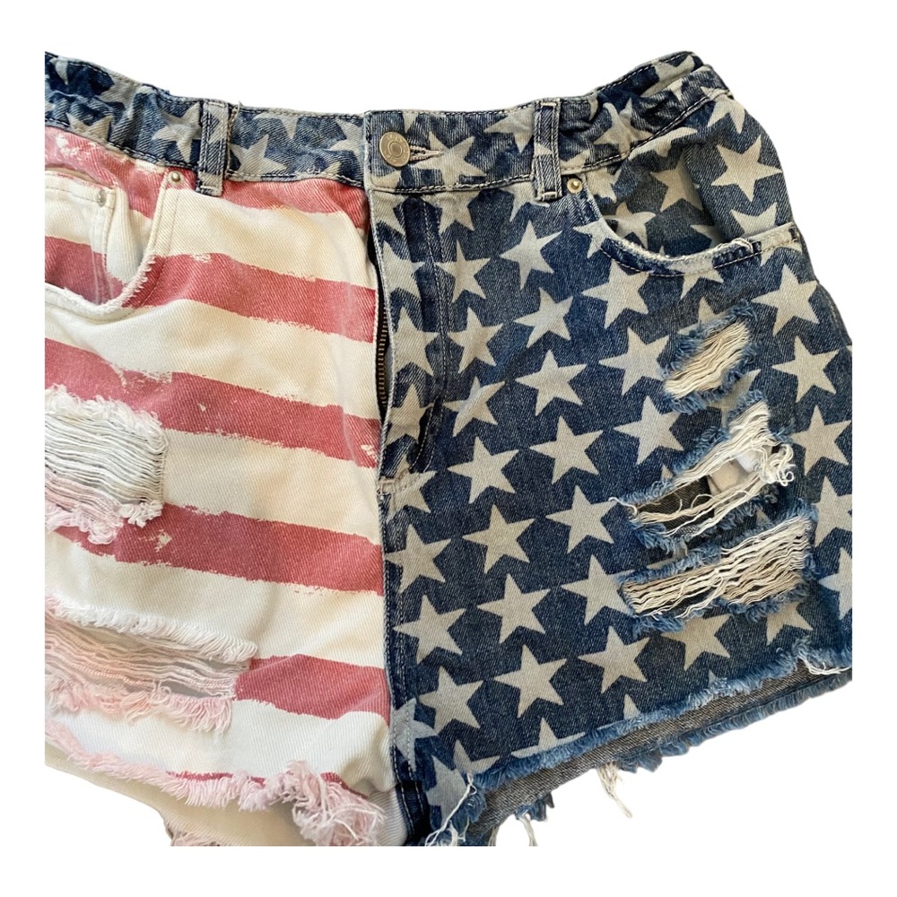 Topshop Moto Mom distressed red, white and blue jean shorts - Picture 2 of 6